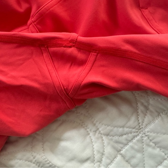 Lululemon Mastered Motion High-Rise Tight 28” Thermal Red - Picture 11 of 16